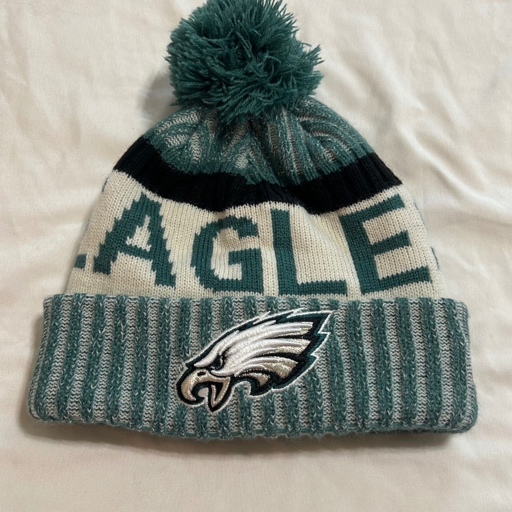 New Era Philadelphia Eagles NFL Knit Beanie Pom Hat Green White Cuffed Mens OSFM